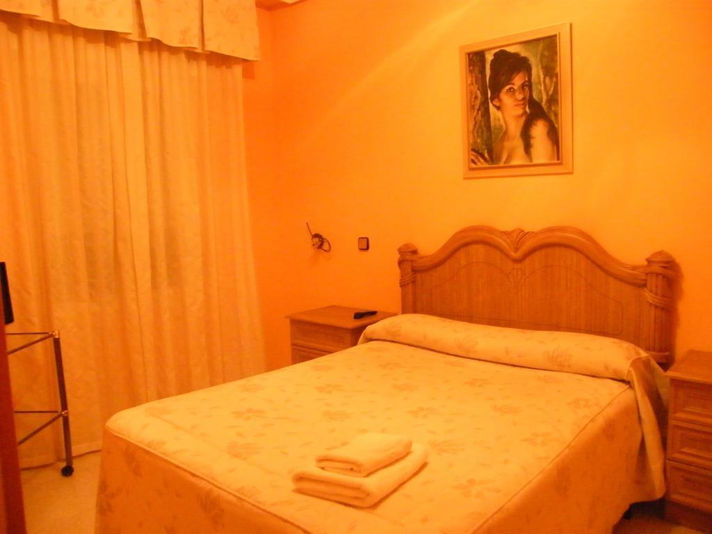 Hostal Dulcinea Esquivias Стая снимка