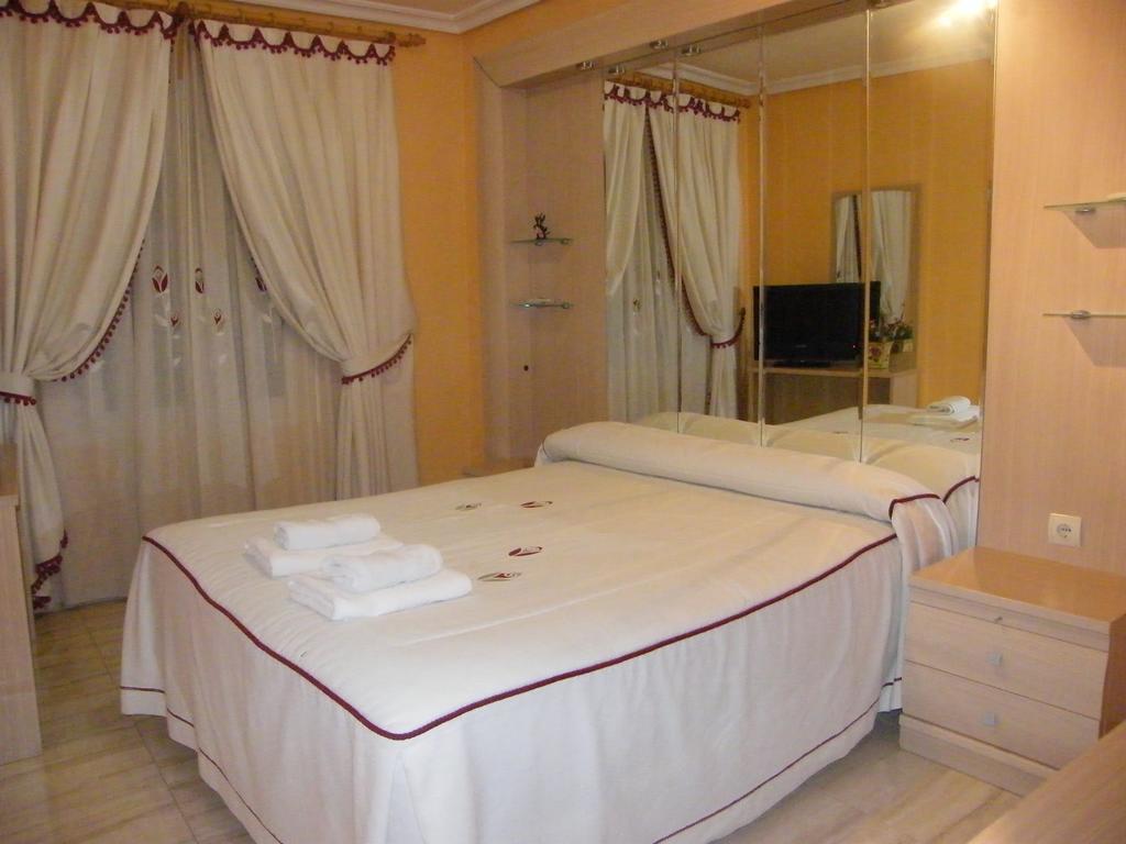 Hostal Dulcinea Esquivias Стая снимка