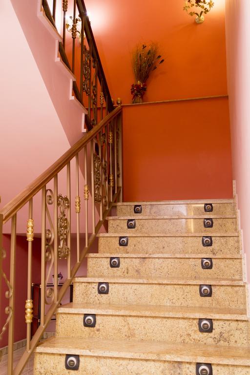 Hostal Dulcinea Esquivias Екстериор снимка