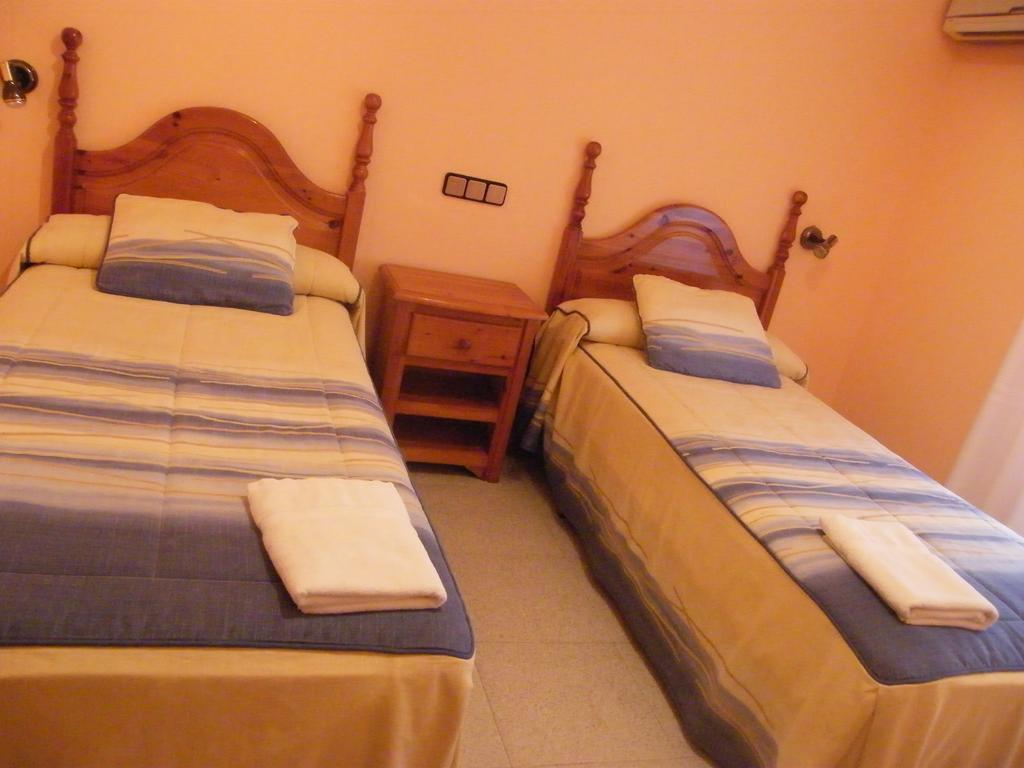 Hostal Dulcinea Esquivias Стая снимка